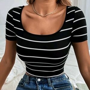 NEW SHEIN STRIPED CROPPED BABY TEE WOMENS BLACK WHITE MEDIUM